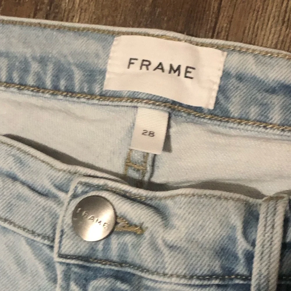Frame Le Garcon Crop Jeans Women's 28 Distressed Hemp Denim in Bathe Wash